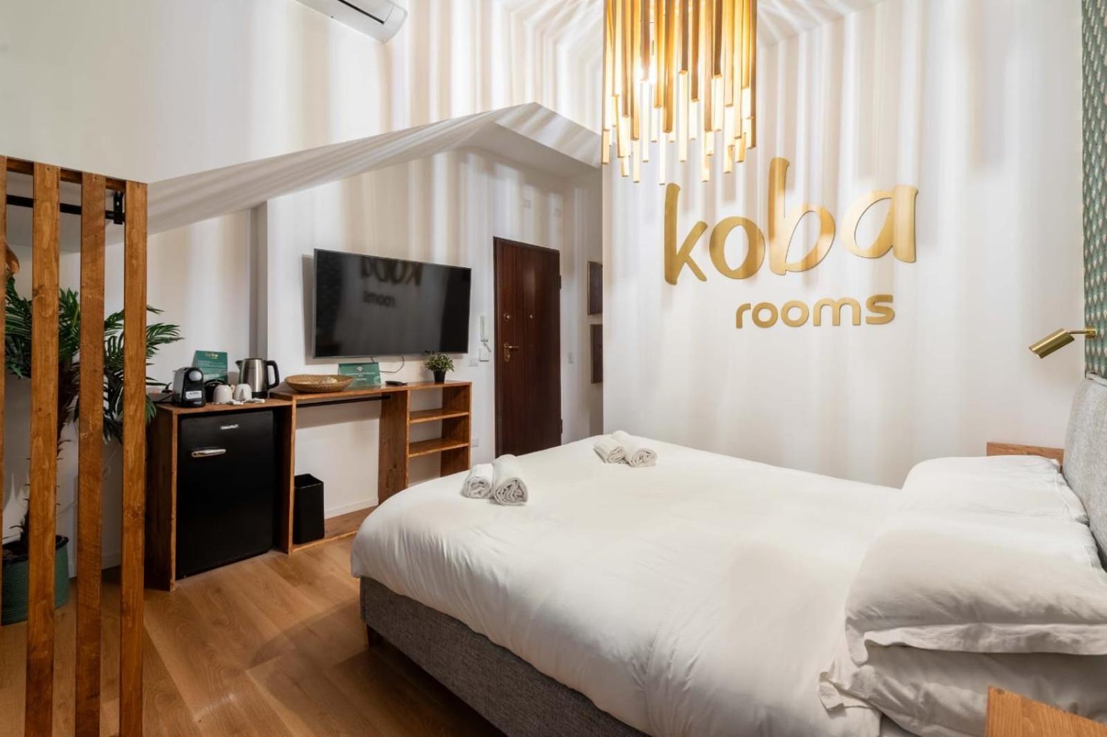 Koba Rooms Nomentano Rome Bagian luar foto